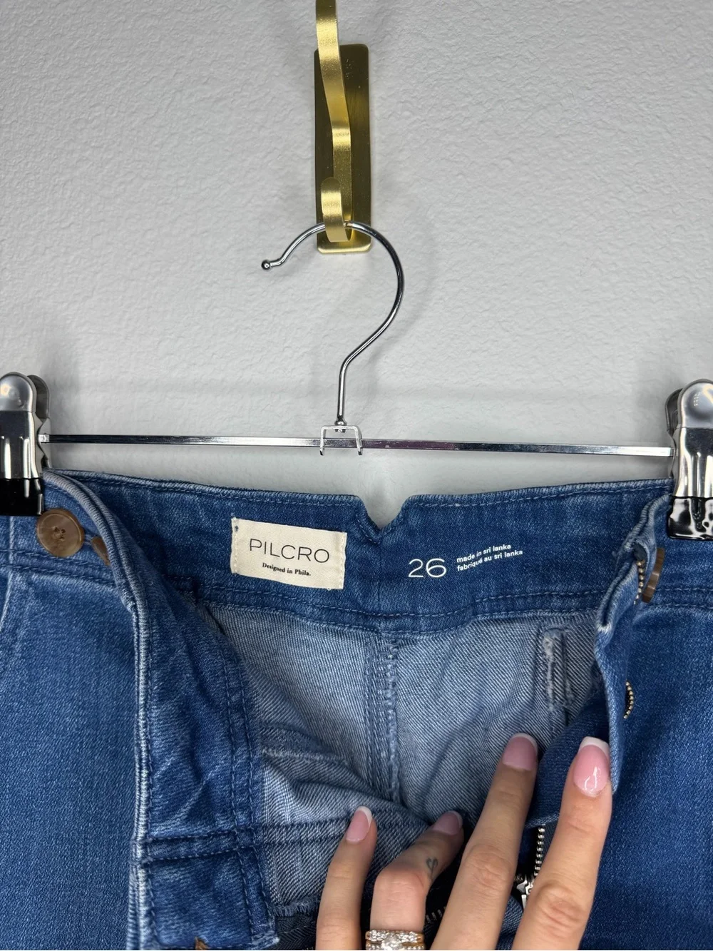 Pilcro Anthropologie Denim Shorts Size 26 Mid Rise Preppy Pockets Elavated Basic - Picture 4 of 11